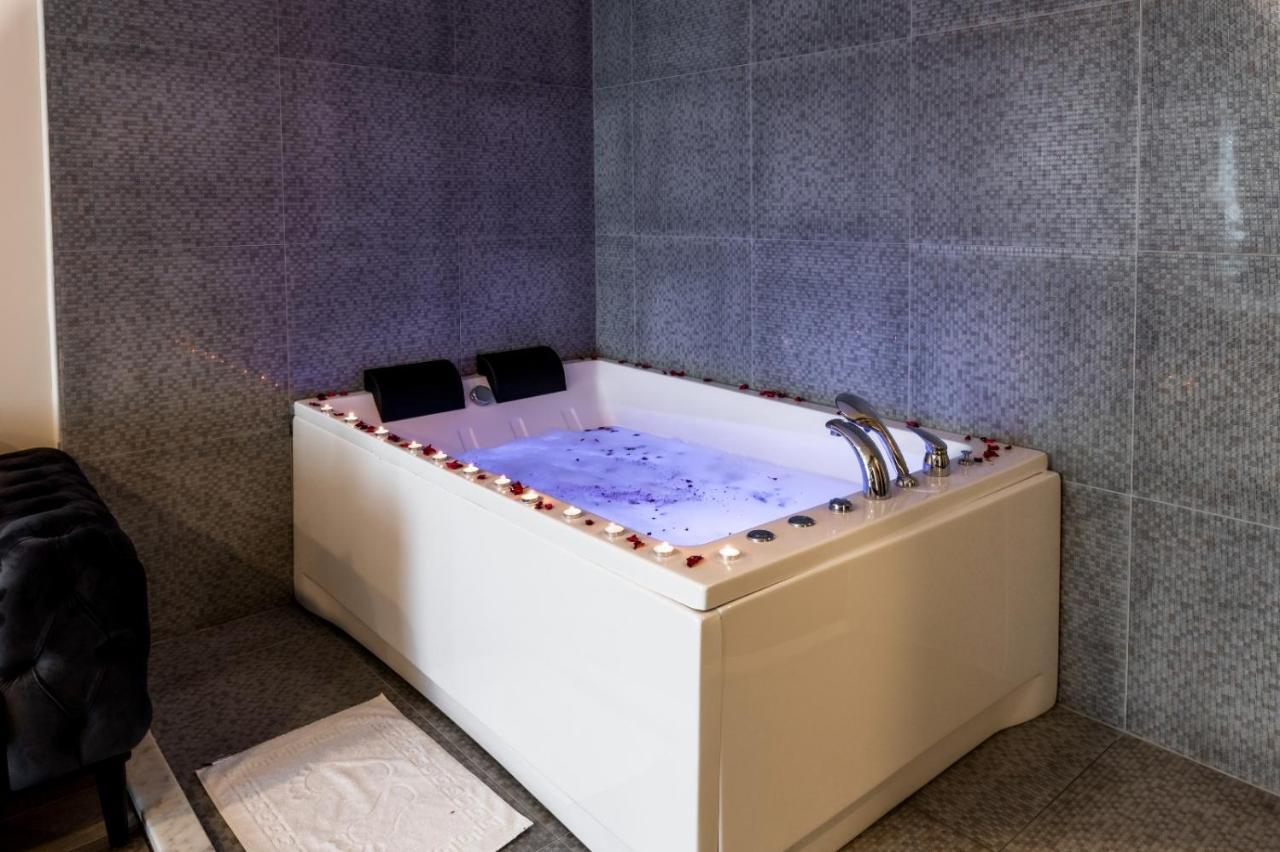 Arena Luxury Suites Hotel اسطنبول المظهر الخارجي الصورة